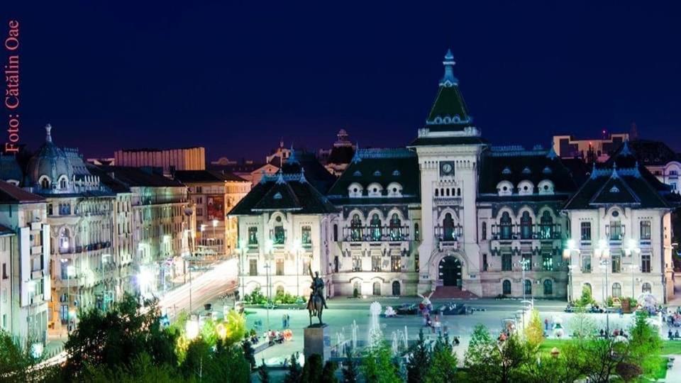 Blue Light Ultracentral Craiova Exterior foto